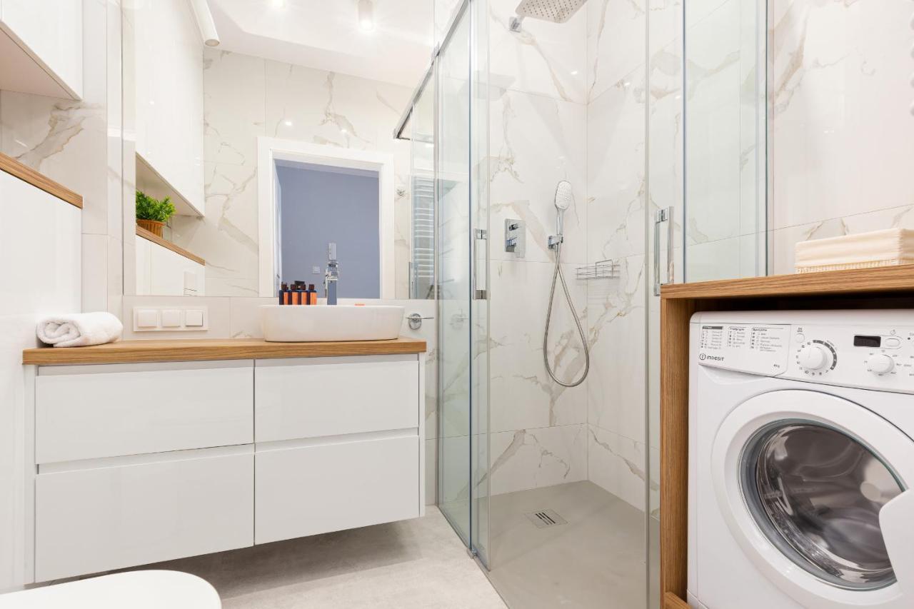 Apartament Dom Przy Okrzei By Renters Prestige Warszawa Exteriör bild